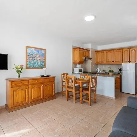 Apartment Sun And Calm Las Floritas